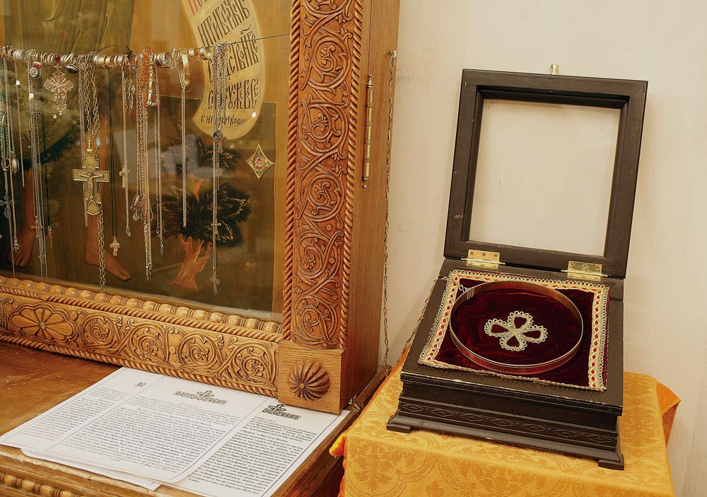 Обруч – мера главы св. Иоанна Предтечи в часовне Ивановского монастыря