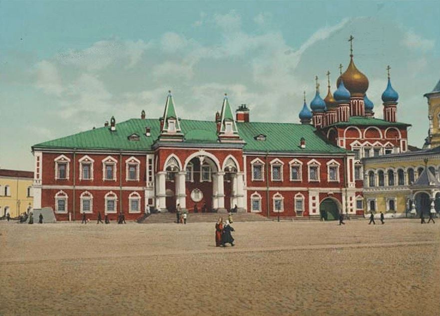Чу́дов монастырь — кафедральный мужской монастырь в восточной части Московского Кремля
